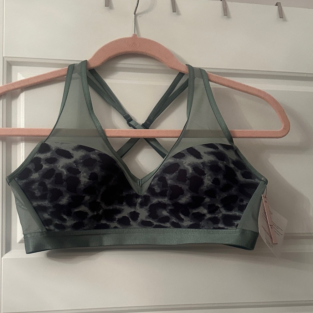 Leopard Print Mesh Sports Bra